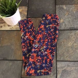 Lu La Roe-never worn leggings size tween kids